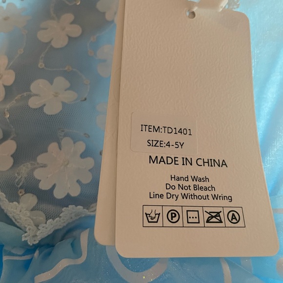 COPY - PRINCESS ADELINE GOWN & GLOVES SET BLUE, 4-5years - Picture 3 of 4